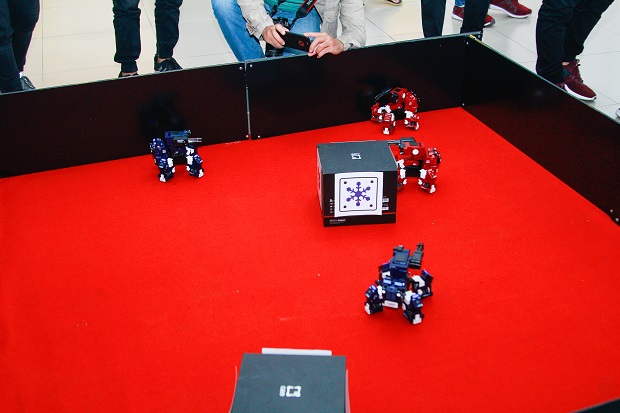 “HUTECH ROBO FIGHT 2019” - Sức hấp dẫn đến từ các chiến binh Robot 84