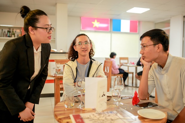 Sinh viên Đại học Cergy-Pontoise (Pháp) ấn tượng với “trải nghiệm HUTECH” từ International Mission 167