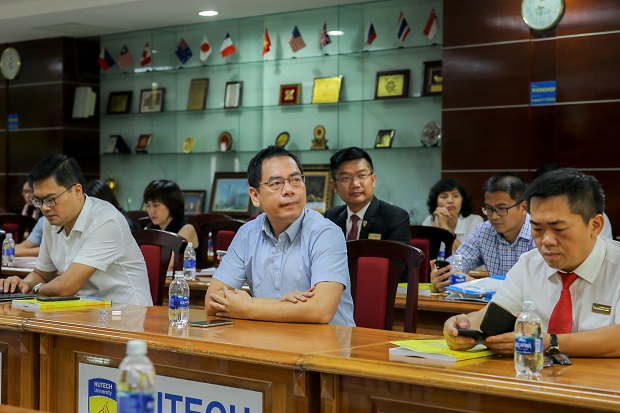 HUTECH tổ chức Hội thảo khoa học “Thực trạng mối gắn kết giữa đại học và doanh nghiệp tại Việt Nam” 24