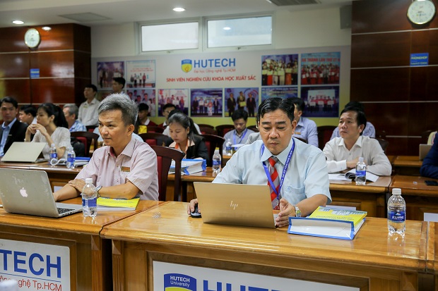 HUTECH tổ chức Hội thảo khoa học “Thực trạng mối gắn kết giữa đại học và doanh nghiệp tại Việt Nam” 21