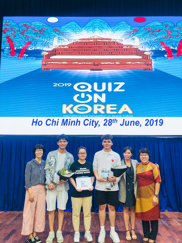 Sinh viên HUTECH đạt thành tích cao tại cuộc thi Quiz on Korea tại Việt Nam 22