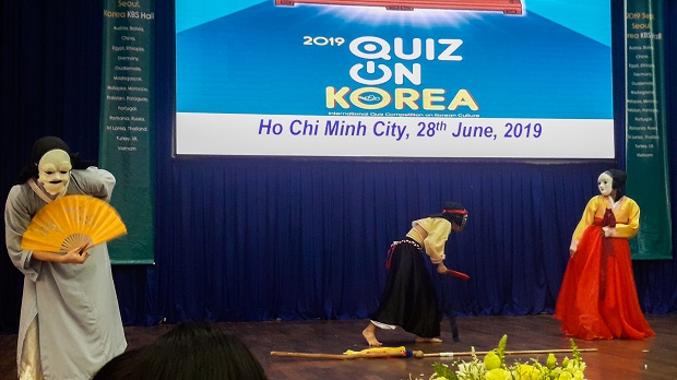 Sinh viên HUTECH đạt thành tích cao tại cuộc thi Quiz on Korea tại Việt Nam 41