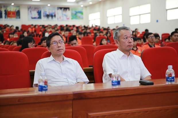 Viện Công nghệ Việt - Nhật tưng bừng chào đón Tân sinh viên khóa 2019 19
