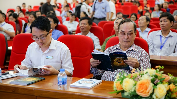 126 research topics reported at the 2019 HUTECH Science and Technology Conference 20