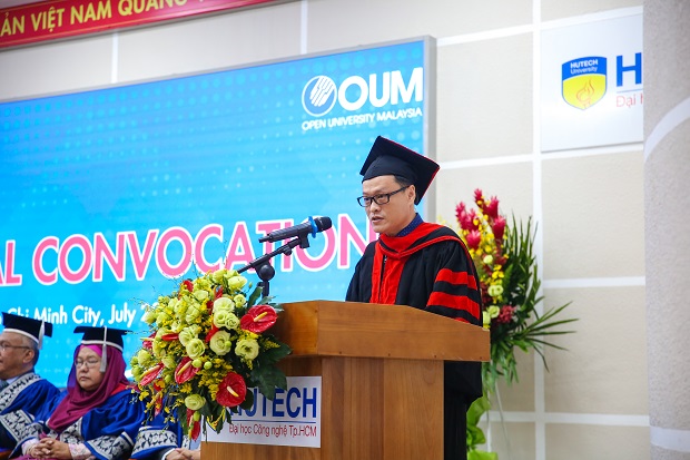 Trang trọng lễ tốt nghiệp chương trình BBA, MBA Đại học Mở Malaysia (OUM) 41