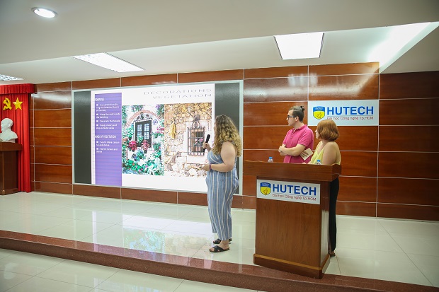 Sinh viên Kiến trúc HUTECH khám phá văn hóa các quốc gia từ thiết kế cửa sổ 52
