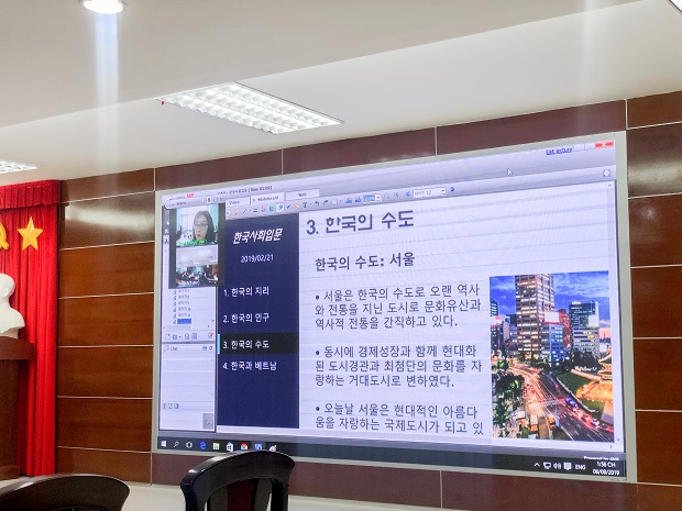 HUTECH và ĐH Chung Ang phối hợp triển khai lớp E-Learning về Hàn Quốc học 36