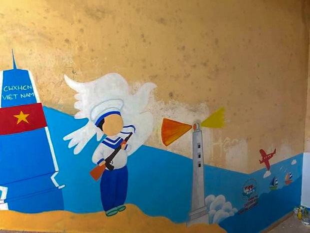 Volunteer project “For Children” puts on a new look for Binh Duc Middle School 33
