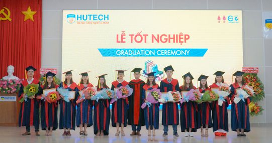 HUTECH trang trọng tổ chức Lễ trao bằng tốt nghiệp đợt tháng 9/2019 8