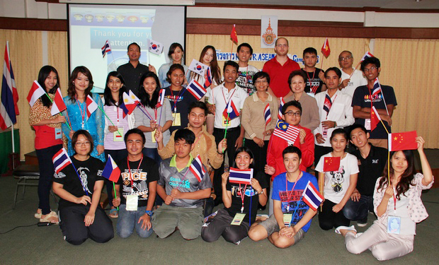 Hành trình trên đất Thái Lan tại  “Asean Youth Camp” của sinh viên HUTECH 8