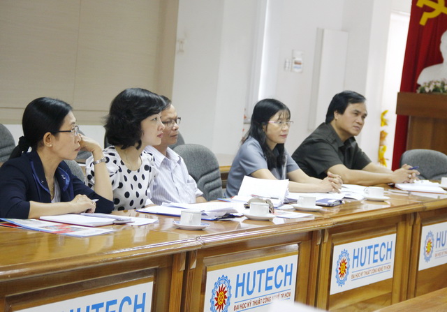 Ban Tuyên giáo Trung ương khảo sát công tác giảng dạy và học tập môn giáo dục chính trị tại HUTECH 9