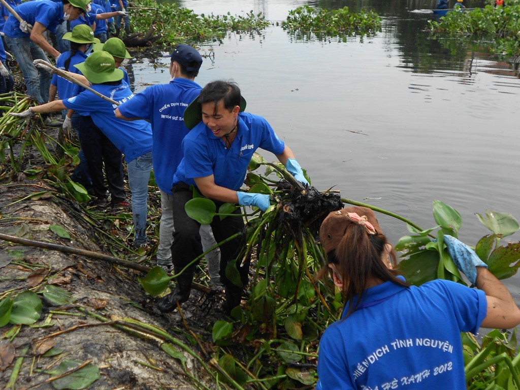 "Chiến công đầu" của Mùa Hè Xanh HUTECH 2013 trước Lễ Ra quân 5