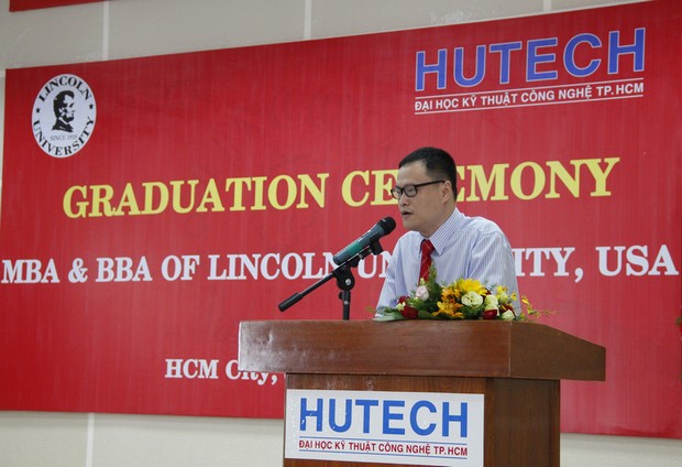 Lễ trao bằng tốt nghiệp chương trình hợp tác đào tạo quốc tế HUTECH - ĐH Lincoln (Hoa Kỳ) 21