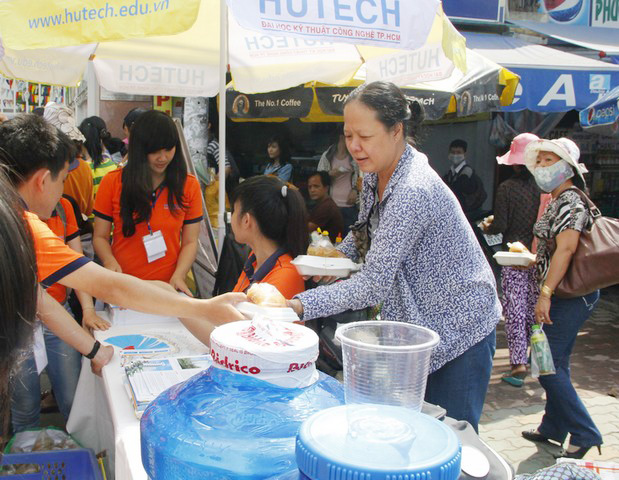 Thư cảm ơn của Hội đồng Tuyển sinh Đại học Kỹ thuật Công nghệ TP.HCM 2013 19