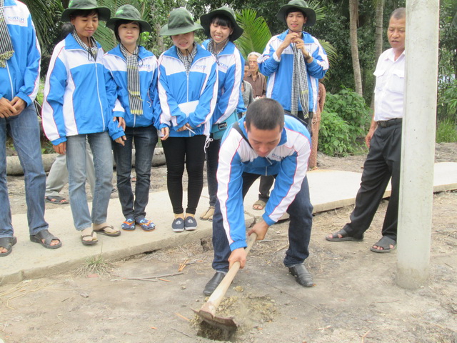 HUTECH khởi công xây dựng công trình thanh niên đầu tiên tại mặt trận huyện Thạnh Phú, tỉnh Bến Tre  18