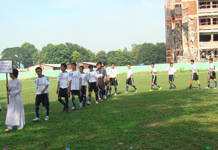 Khai mạc vòng loại giải Bóng đá sinh viên toàn quốc khu vực 8 năm 2010 17