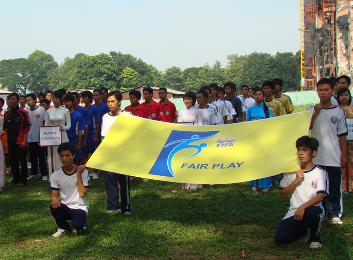 Khai mạc vòng loại giải Bóng đá sinh viên toàn quốc khu vực 8 năm 2010 4