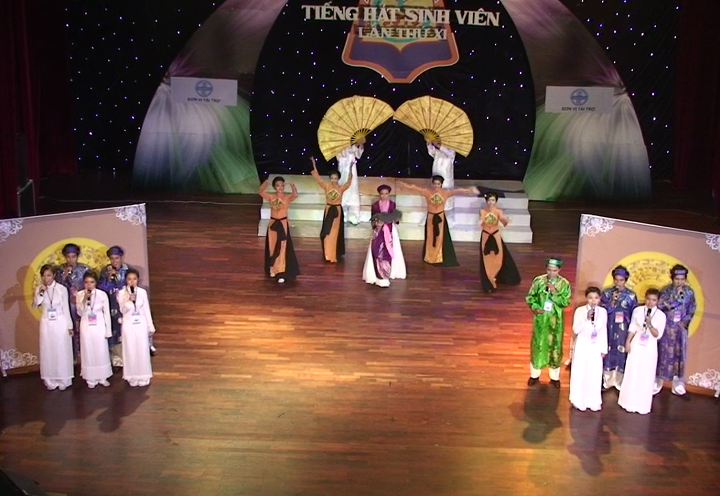 Hội thi Tiếng hát SV toàn quốc 2010: ấn tượng với chương trình dự thi của HUTECH 25