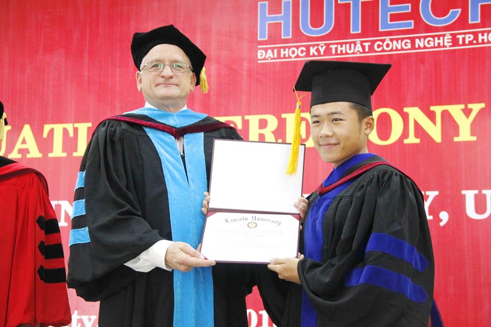 HUTECH được đánh giá là một trong những trường đại học uy tín, chất lượng 76