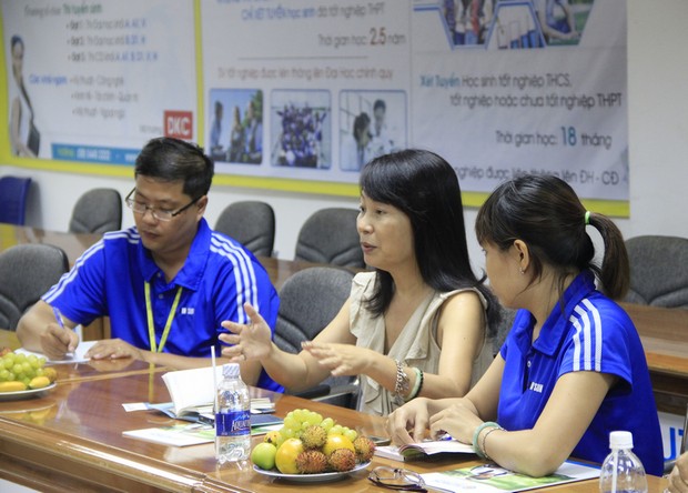 Công ty TNHH Dinsen Việt Nam đặt quan hệ hợp tác với HUTECH 5