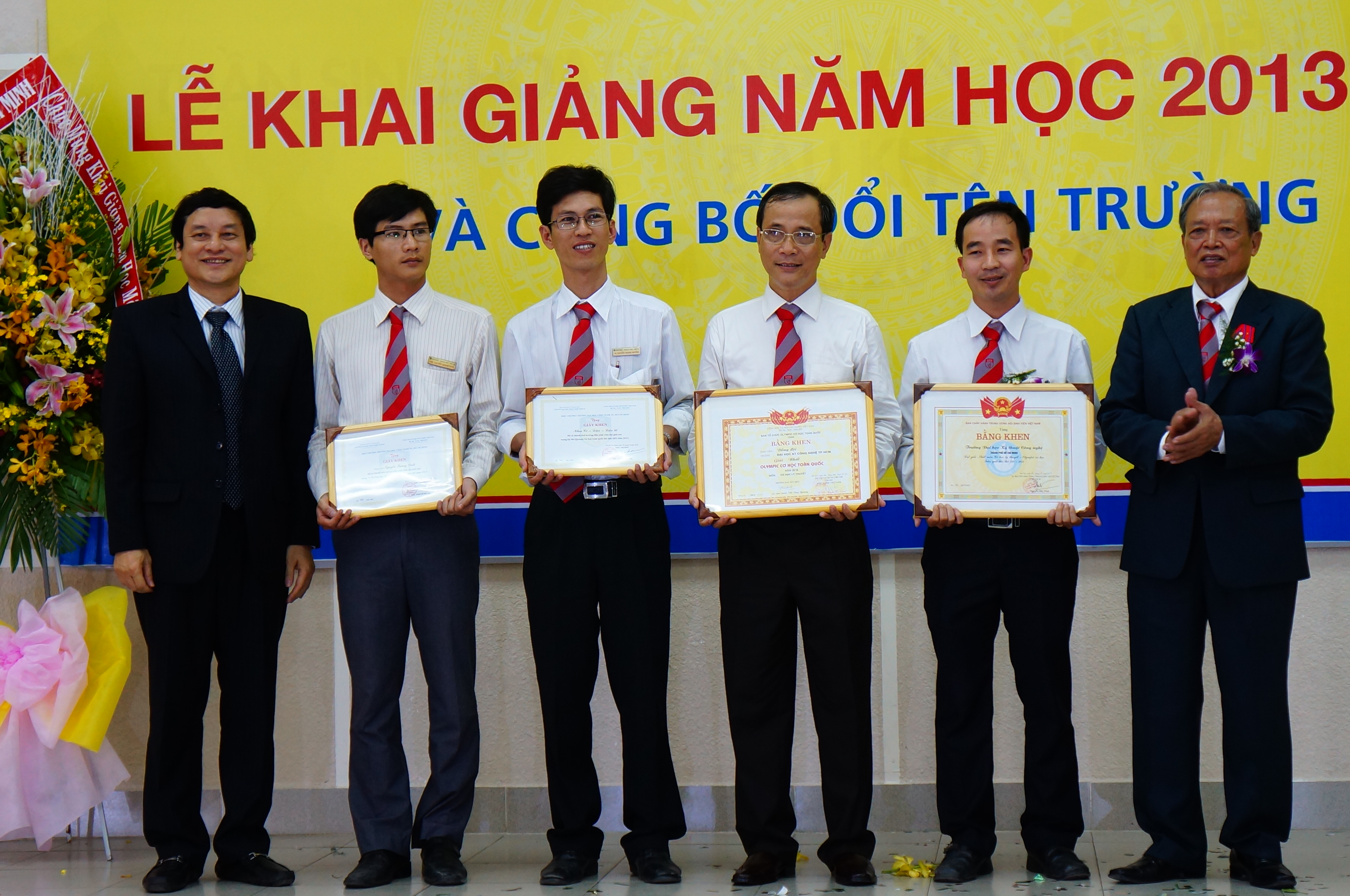 ĐH Kỹ thuật Công nghệ TP.HCM (HUTECH) chính thức đổi tên trường 111