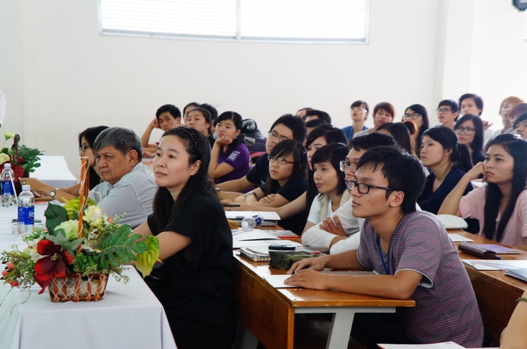 Trải nghiệm bổ ích tại Hội thảo Phụ kiện và Vật liệu Nội thất 4