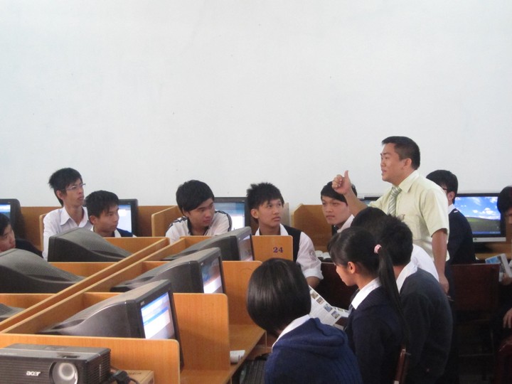 Tư vấn Tuyển sinh 2011: Hứa hẹn nhiều thành công tại tỉnh Lâm Đồng 12