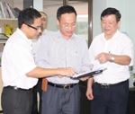 Cục trưởng Cục Đào tạo với nước ngoài Nguyễn Xuân Vang thăm và làm việc với HUTECH 3
