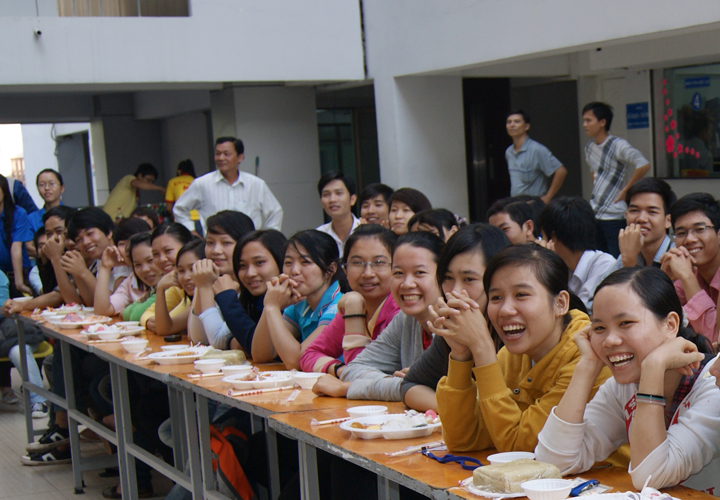 Thêm một mùa xuân đầy ý nghĩa tại HUTECH 6