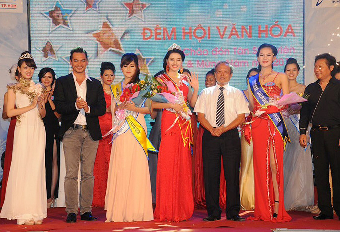Phát hành thêm 500 vé mời cho Gala chung kết HUTECH’s Got TALENT 15