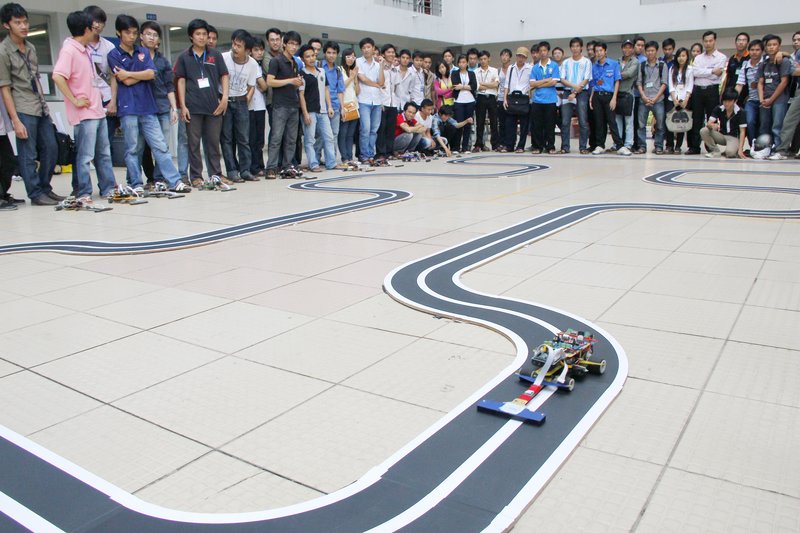 Tập đoàn Nuvoton tiếp tục tài trợ cho “Đường đua HUTECH” 2014 28