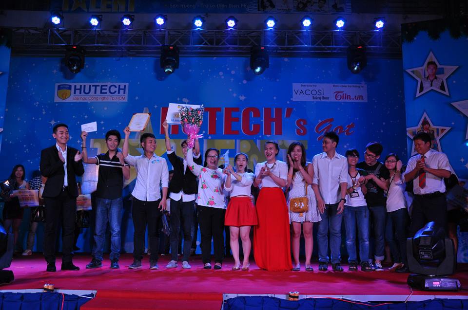 “Anh mù em câm…” giành Quán quân HUTECH’s Got TALENT 2013 5