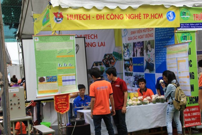 Sinh viên HUTECH gây ấn tượng mạnh tại liên hoan Tuổi trẻ Sáng tạo TPHCM 2013  19