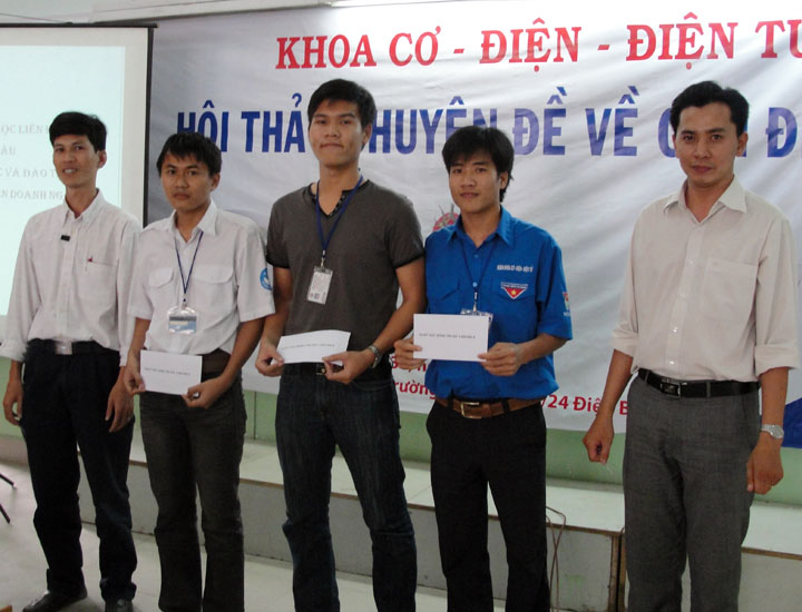 HUTECH và Cty Viết Thành Danh tổ chức "Hội thảo chuyên đề về cân điện tử" 13