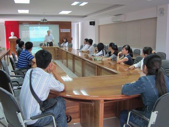 HUTECH khai giảng Khoá I, Khoa Cao đẳng thực hành 9