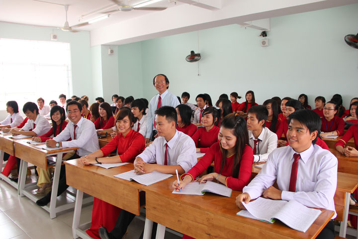 Phong trào thực hành tiết kiệm điện đang triển khai có hiệu quả tại HUTECH 6