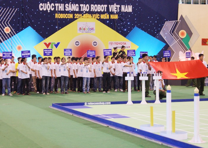 Robcocon HUTECH xuất quân tại Cuộc thi Sáng tạo Robocon Việt Nam 2011 9