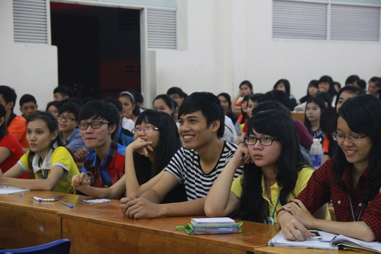 Tập huấn tình nguyện viên chương trình Hoa hướng dương 18