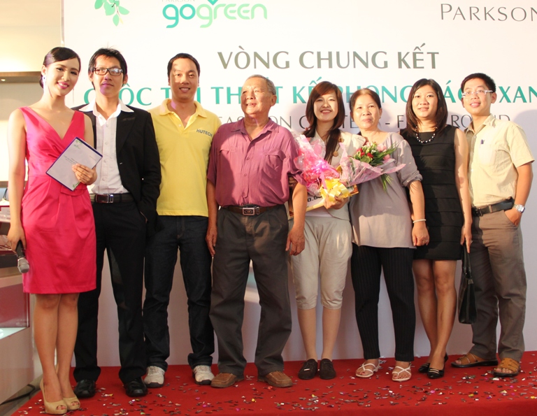Sinh viên HUTECH liên tiếp giành giải Nhất tại các cuộc thi thiết kế thời trang trong năm 2011 29