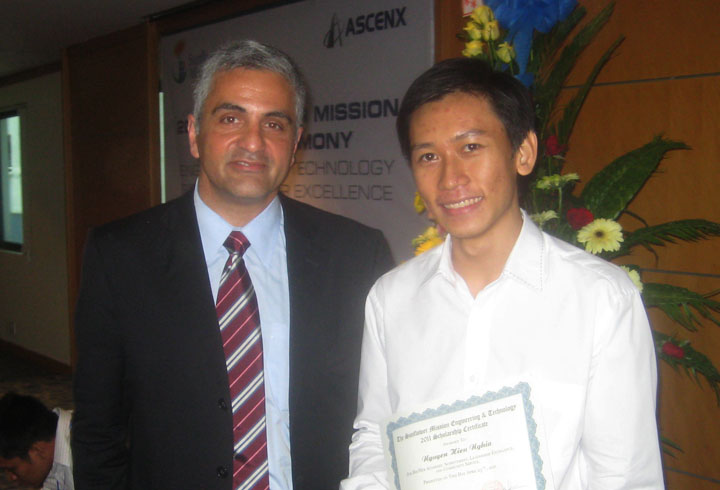 Sinh viên HUTECH hai năm liên tiếp giành được học bổng Sunflower Mission Engineering & Technology 7