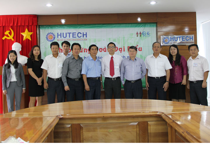 HUTECH tiếp đoàn đại biểu lấy ý kiến cho Dự thảo luật Giáo dục Đại học 26