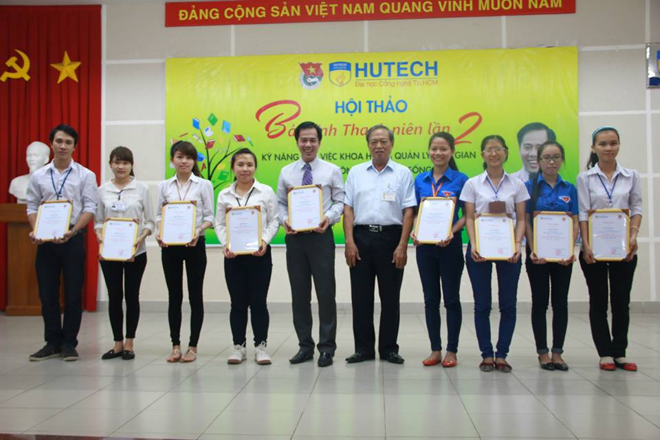 Sinh viên HUTECH hứng thú với "Thành công đến từ lối sống"  28