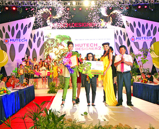 13 Nhà thiết kế trẻ HUTECH đã sẵn sàng cho Chung kết cuộc thi Thiết kế thời trang  Nurian – HUTECH 2 37