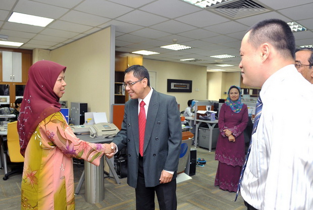 HUTECH  và  Đại học Mở Malaysia - triển vọng lớn trong đào tạo sau đại học năm 2011  12