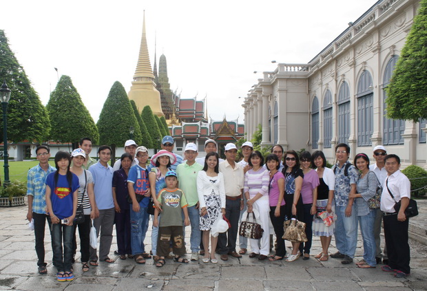 Đoàn 1- Tour đi Thái Lan khởi đầu cho đợt nghỉ hè dành cho cán bộ, giảng viên, nhân viên HUTECH 4