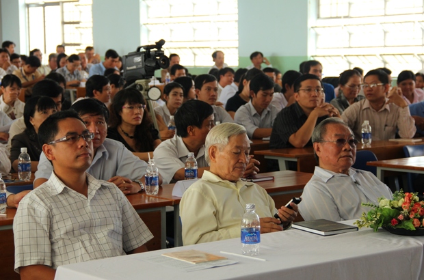 HUTECH đăng cai học các văn kiện, Nghị quyết ĐH Đảng toàn quốc lần XI và NQ ĐH Đảng bộ TP.HCM lần IX 4