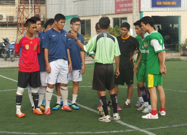 Khai mạc môn Bóng đá Hội thao Sinh viên, Học sinh HUTECH 2011 – 2012 13