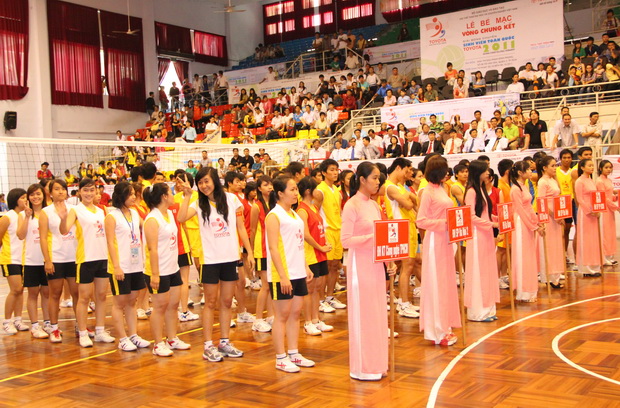 HUTECH giành Huy chương đồng tại Vòng chung kết Bóng chuyền sinh viên toàn quốc 2011 12