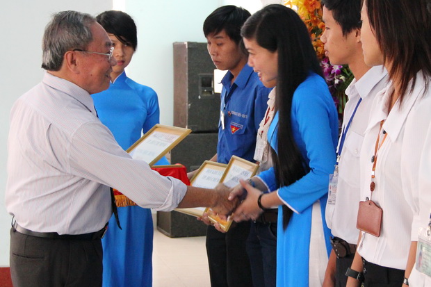 Hội Khuyến học HUTECH nơi chắp cánh ước mơ cho sinh viên, học sinh 6