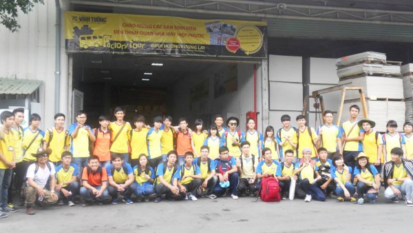 "Factory Tour" in Businesses for HUTECH Students 5